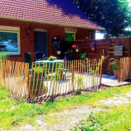 Fewo Unner'D Kastanje Moormerland Esterno foto